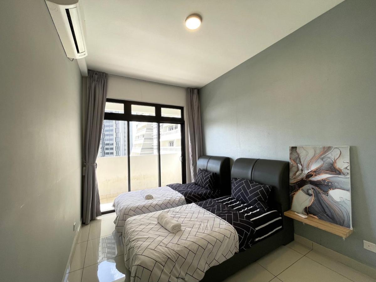 Meridin Medini By Wp Homestay Nusajaya  Exterior foto