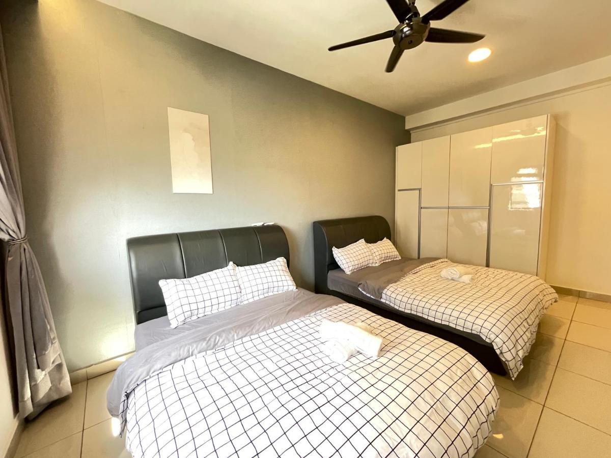 Meridin Medini By Wp Homestay Nusajaya  Exterior foto
