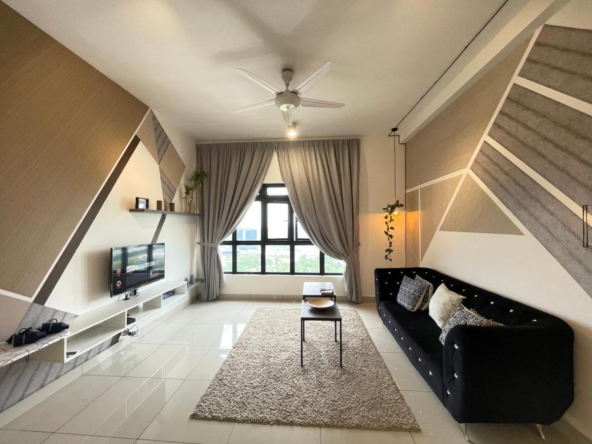 Meridin Medini By Wp Homestay Nusajaya  Exterior foto